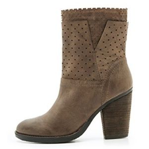 STEVEN MADDEN Leather Booties Heels Boot